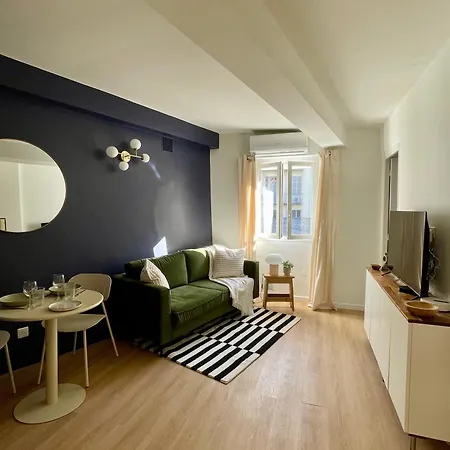 Cosy 1 Bedroom Place Massena Nice